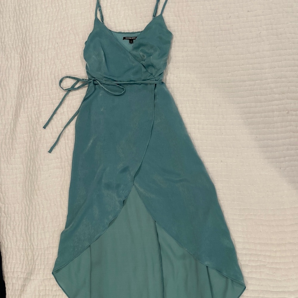 Gianni Bini S silky turquoise maxi dress